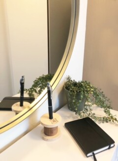 Holder til kuglepen.